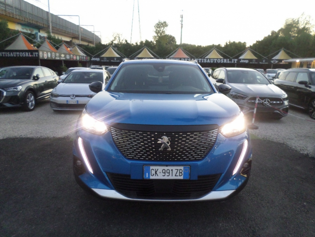 peugeot 2008..